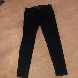 American Eagle super dark wash skinny jeans